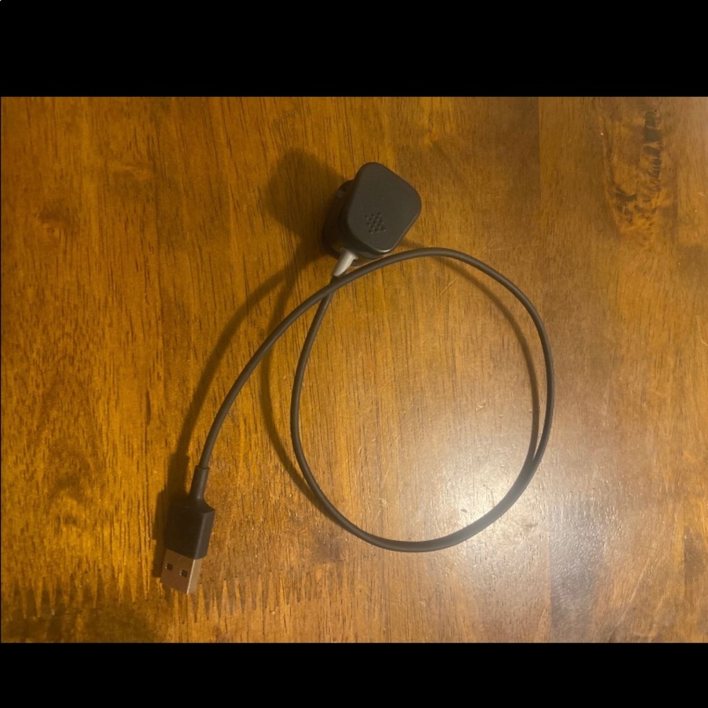 Fitbit 4 charger